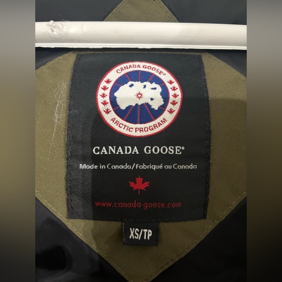Canada Goose Montebello Parka - Picture 7 of 14